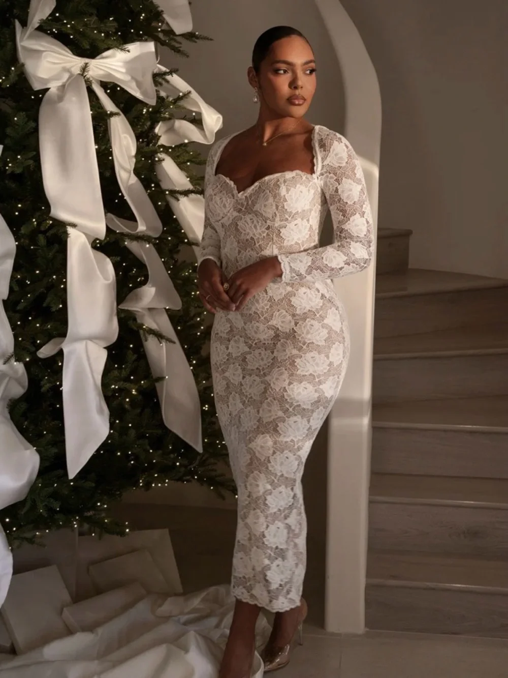 JLUXLABEL Ivory Lace Long Sleeve sweetheart Midi Dress - Picture 3 of 4